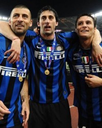  罗马中场大将重伤赛季报销牵动球迷心  