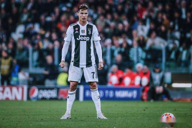  乌迪内斯定位球显威，高空轰炸助球队全身而退